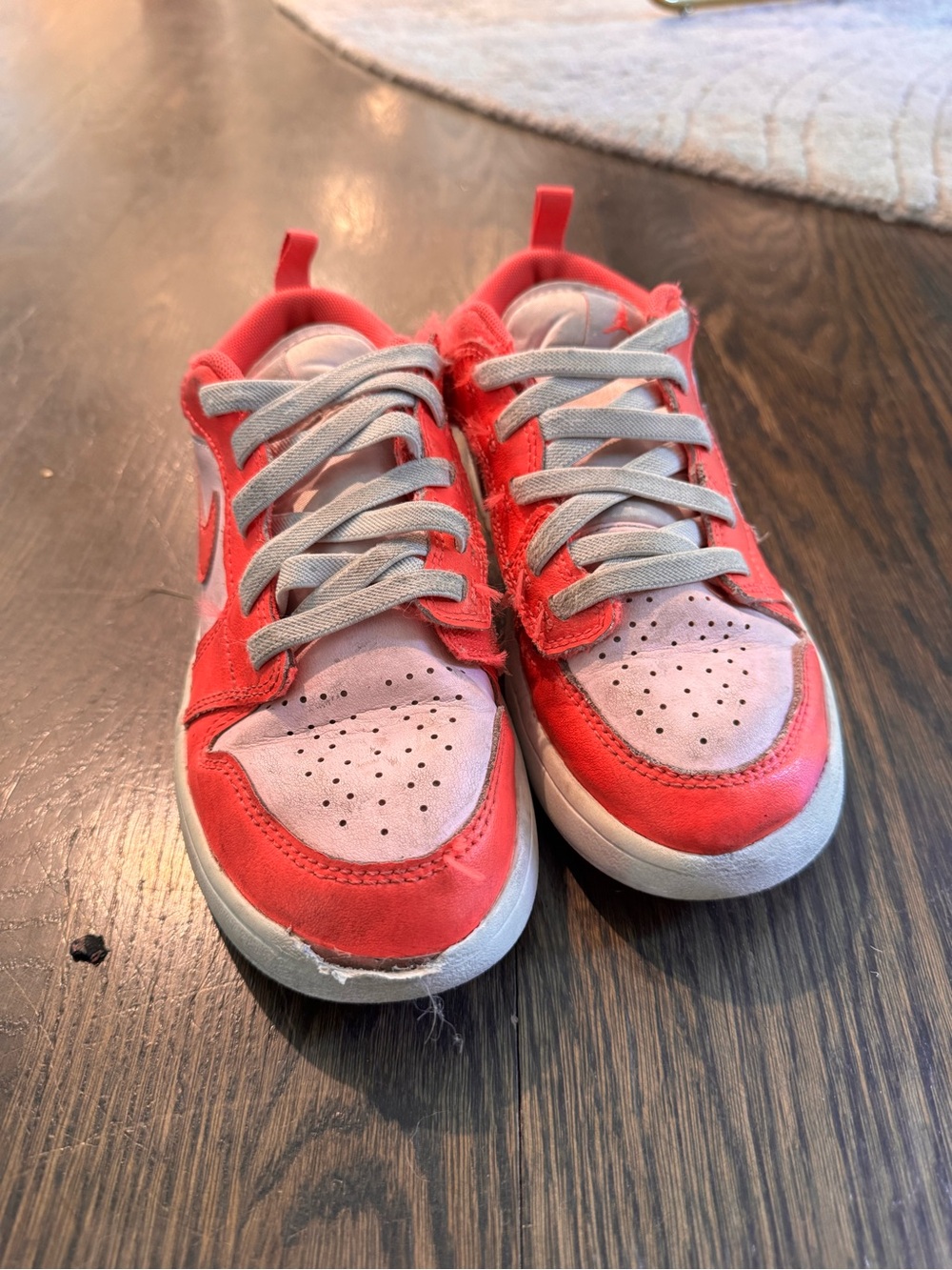 Nike Kids Bright/Hot Pink Low-Top Sneakers Girls 2.5